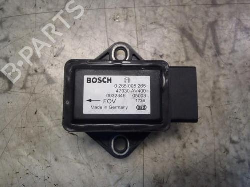 Used Electronic module NISSAN PRIMERA Hatchback (P12) 1.9 dCi (120 hp) 3811443