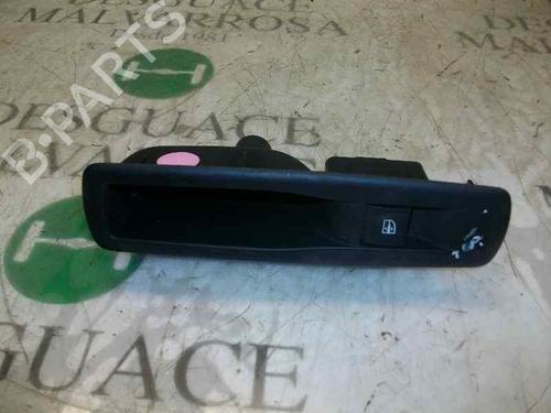 Used Right rear window switch Right rear window switch RENAULT LAGUNA II Grandtour (KG0/1_) [2001-2007] 13046967 13046967
