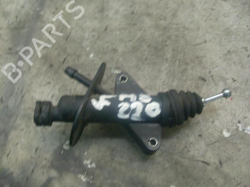 Used Clutch slave cylinder Clutch slave cylinder FORD MONDEO III Turnier (BWY) 2.0 TDCi (130 hp) 14263412 14263412