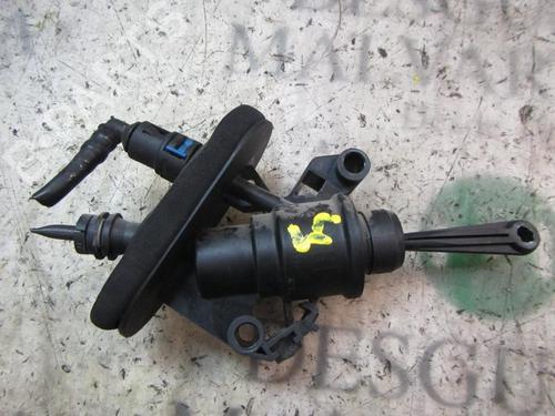 Used Clutch slave cylinder Clutch slave cylinder FORD FIESTA VI (CB1, CCN) 1.4 TDCi (70 hp) 14276136 14276136
