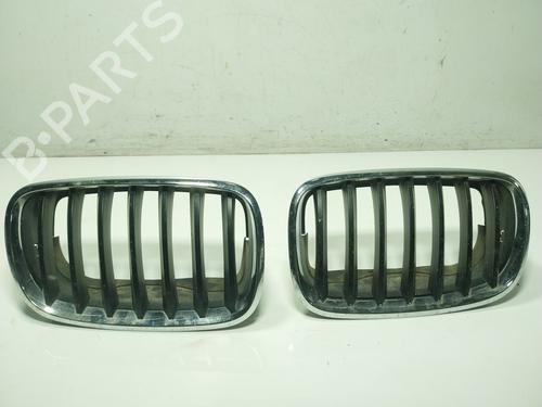 Grill BMW X5 (E70) xDrive 30 d (235 hp) 29738336