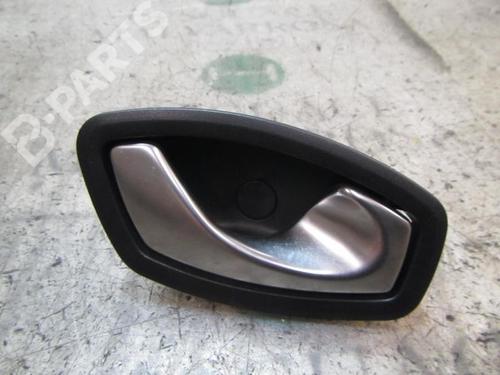 front-right-interior-door-handle-renault-megane-iii-hatchback-bz01_-b3_-15-dci-bz09-bz0d-bz1w-bz29-bz14-826724399r-2008-3834421 main image