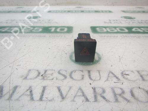 Advarselsbryter Advarselsbryter SEAT ARONA (KJ7, KJP) 1.0 TSI (116 hp) 3991436 3991436