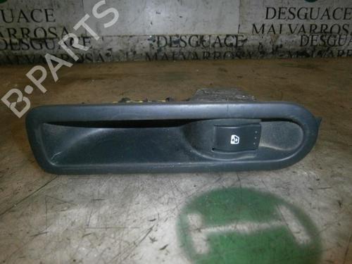 Used Left rear window switch Left rear window switch RENAULT MEGANE II Saloon (LM0/1_) 1.5 dCi (LM02, LM13, LM2A) (101 hp) 3791634 3791634
