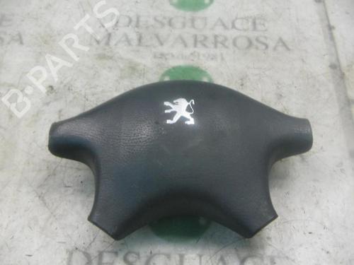 Used Driver airbag PEUGEOT 406 (8B) 1.9 TD (90 hp) 3765416