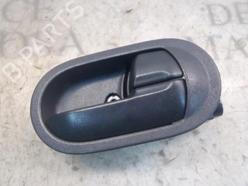 Used Front right interior door handle Front right interior door handle MITSUBISHI COLT VI (Z3_A, Z2_A) 1.5 DI-D (Z39A) (95 hp) 4019295 4019295