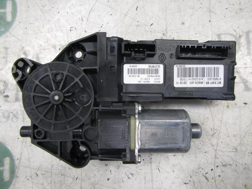 Used Left front window motor Left front window motor RENAULT SCÉNIC III (JZ0/1_) 1.5 dCi (106 hp) 3826502 3826502