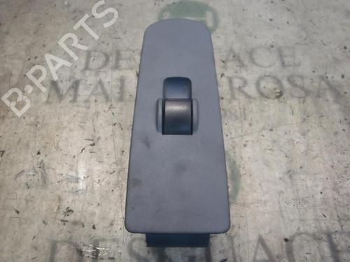 Used Right front window switch MITSUBISHI COLT VI (Z3_A, Z2_A) [2002-2012]  3801443