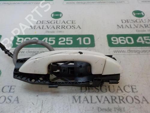 Used Rear right exterior door handle VW GOLF VI (5K1) 1.6 TDI (105 hp) 3866932