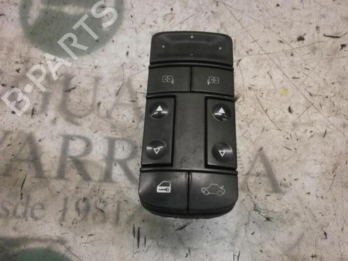 Used Left front window switch OPEL VECTRA C (Z02) 2.2 DTI 16V (F69) (125 hp) 3768402