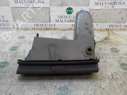 Vano posta oggetti MITSUBISHI COLT VI (Z3_A, Z2_A) 1.1 (Z31A, Z32A) | BP3847241C95 