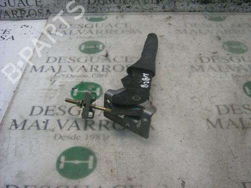 Handbremse für PEUGEOT 206 Hatchback (2A/C) 1.4 i (75 hp) 8772408