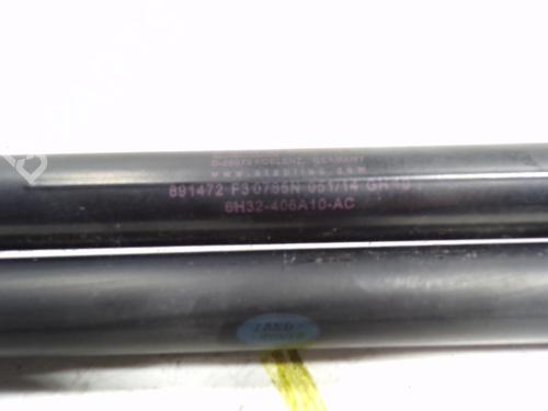 Tailgate lift support LAND ROVER RANGE ROVER SPORT I (L320) 2.7 D 4x4 | BP14285573C138 