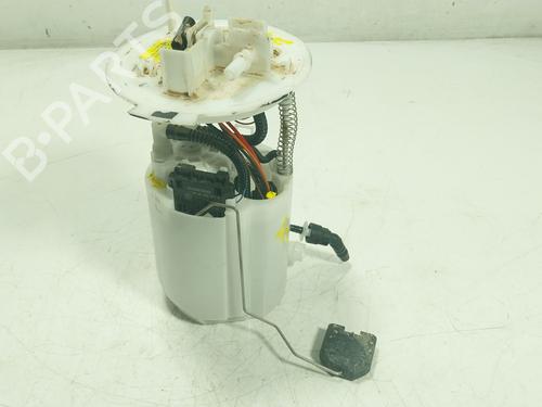 Used Fuel pump Fuel pump MERCEDES-BENZ GLC (X254) 300e 4-matic (254.656) (313 hp) 32303643 32303643
