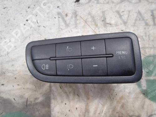 Used Electronic module Electronic module FIAT LINEA (323_, 110_) 1.3 D Multijet (323AXB11, 323AXB1A) (90 hp) 4007941 4007941