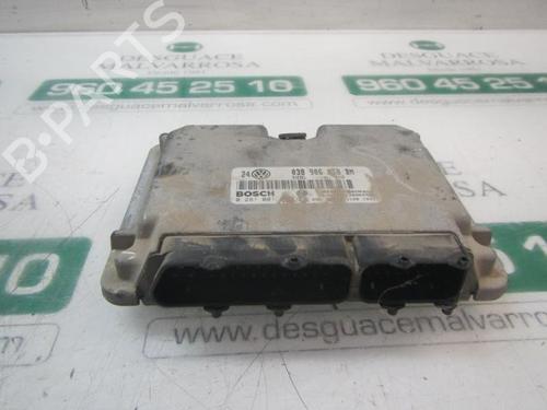 Used Engine control unit (ECU) Engine control unit (ECU) VW GOLF IV (1J1) 1.9 TDI (90 hp) 3879825 3879825