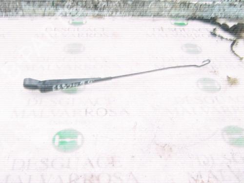 Used Front windshield wiper arm Front windshield wiper arm 3746482 3746482