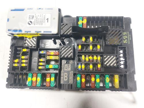 Used Fuse box BMW 4 Convertible (G23, G83) 420 i (184 hp) 24032231