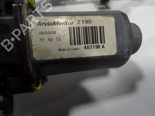 Rudehejsemekanisme Højre bagtil NISSAN QASHQAI / QASHQAI +2 I (J10, NJ10, JJ10E)  | BP11028473C25 