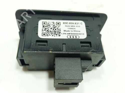 Tailgate handle CUPRA TERRAMAR (KP1) 1.5 eTSI | BP36395231C132 - Image 2