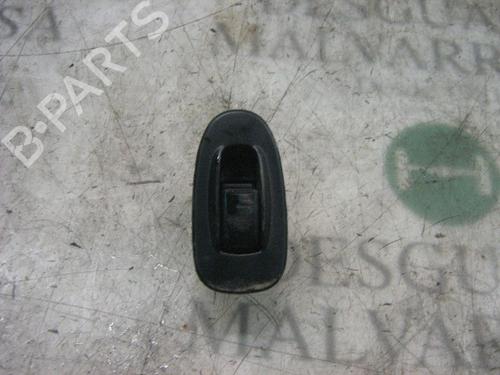 Used Left rear window switch Left rear window switch KIA SEPHIA Saloon (FA) 1.5 i (80 hp) 3755239 3755239