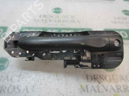 Used Front left exterior door handle RENAULT MEGANE III Hatchback (BZ0/1_, B3_) 1.5 dCi (BZ0C) (90 hp) 3877343