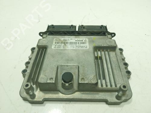 Used Engine control unit (ECU) FORD FOCUS III 1.0 EcoBoost (100 hp) 28489018