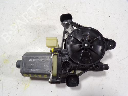 Rudehejsemotor forskærm højre SEAT LEON (5F1) 1.2 TSI (110 hp) 8819036