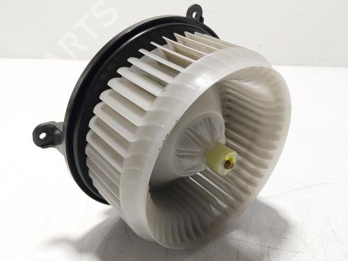 Used Heater blower motor LAND ROVER RANGE ROVER SPORT II (L494) 3.0 SDV6 4x4 (306 hp) 27921250