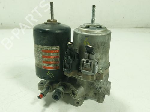 Used Brake master cylinder LEXUS CT (ZWA10_) 200h (ZWA10_, ZWA10R) (136 hp) 32434697