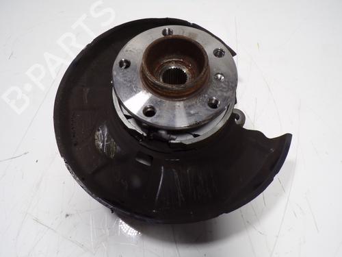Used Left rear steering knuckle BMW 3 (F30, F80) 318 d (150 hp) 10930482