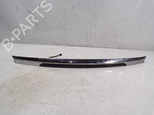 Used Tailgate handle Tailgate handle JAGUAR XF I (X250) 2.2 D (190 hp) 9257072 9257072