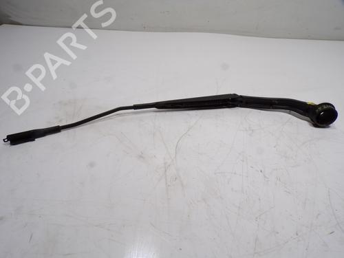 Used Front windshield wiper arm FORD KUGA II (DM2) 1.5 EcoBoost (150 hp) 11189588