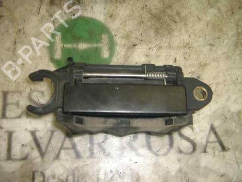 front-right-exterior-door-handle-audi-a4-b5-8d2-8d0837208a3fz-1994-1995-1996-1997-1998-1999-2000-2001-3754175 main image