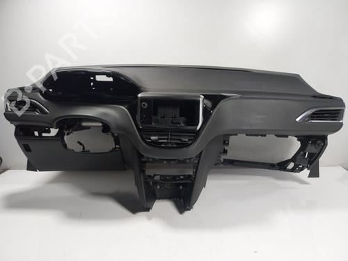 Used Dashboard Dashboard PEUGEOT 208 I (CA_, CC_) 1.2 VTI 82 (82 hp) 31843057 31843057