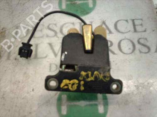 Used Tailgate lock AUDI 80 B3 Saloon (893, 894, 8A2) 1.6 (75 hp) 3734546
