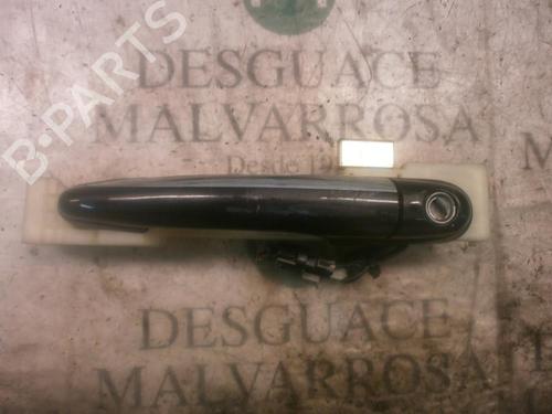 front-left-exterior-door-handle-kia-opirus-gh-35-826503f001-2003-2004-2005-2006-2007-2008-2009-2010-2011-2012-4013992 main image