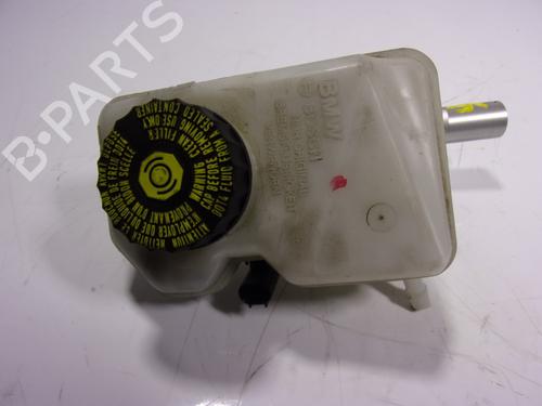 Brake master cylinder MINI MINI (F56) Cooper D | BP15854238M77 