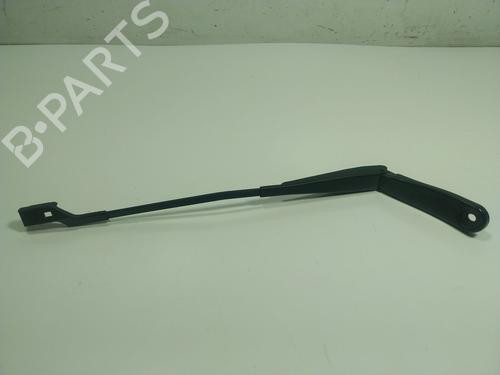 Used Front windshield wiper arm VOLVO XC60 I SUV (156) 2.4 D (175 hp) 19144400