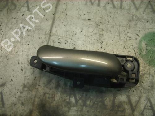 Used Front right interior door handle Front right interior door handle FIAT STILO (192_) 1.6 16V (192_XB1A) (103 hp) 3769061 3769061