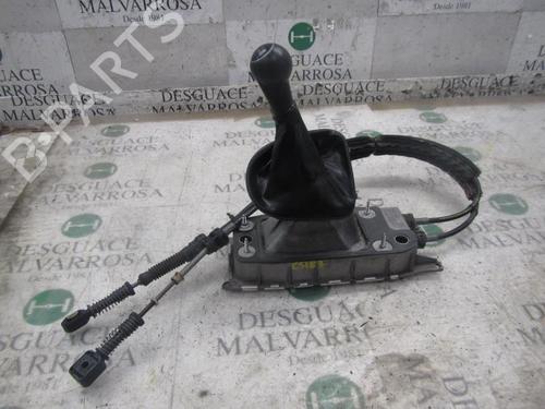 Used Gear lever Gear lever SEAT LEON (1P1) 1.9 TDI (105 hp) 7410483 7410483