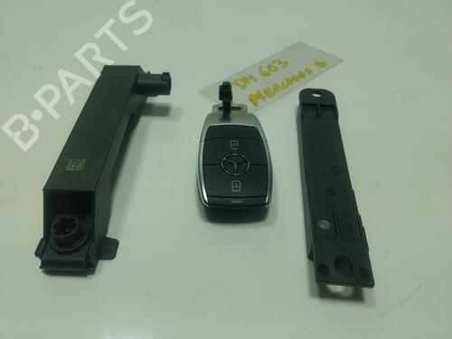 Used Ignition barrel MERCEDES-BENZ A-CLASS (W177) A 250 e (177.086) (218 hp) 19429044