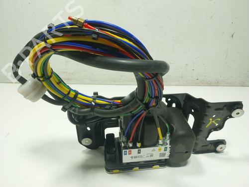 Used Suspension compressor Suspension compressor BMW X7 (G07) xDrive 40 d Mild-Hybrid (340 hp) 30196440 30196440