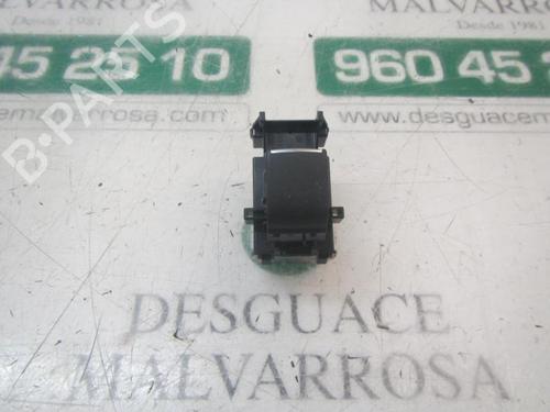 left-rear-window-switch-toyota-rav-4-v-_a5_-_h5_-8481012110-2018-9095799 main image