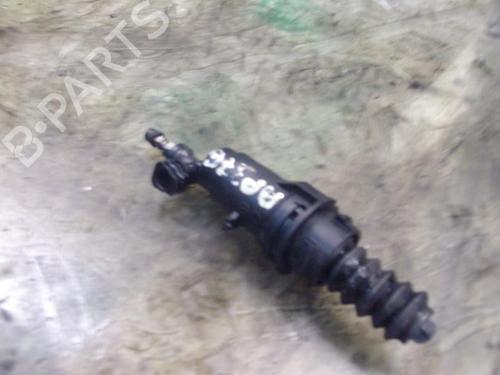 Used Clutch slave cylinder CITROËN C5 I (DC_) [2001-2005]  14300403