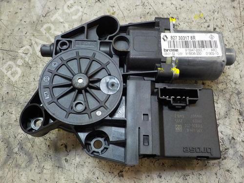 Moteur de lève-vitre arrière droit RENAULT SCÉNIC III (JZ0/1_) [2008-2016]  3850361
