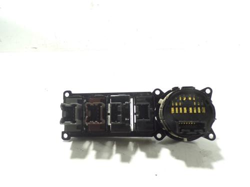 Switch NISSAN NAVARA NP300 (D40) 2.5 dCi 4WD | BP9724909I30 