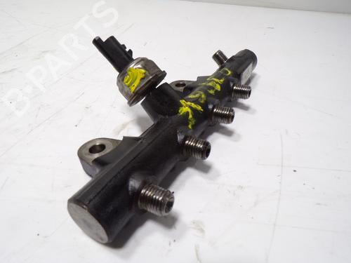 Used Injection rail Injection rail NISSAN PULSAR Hatchback (C13) 1.5 dCi (110 hp) 11044229 11044229