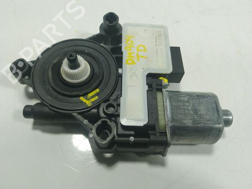 Used Right rear window motor Right rear window motor SEAT IBIZA V (KJ1, KJG) 1.0 TSI (110 hp) 17154484 17154484