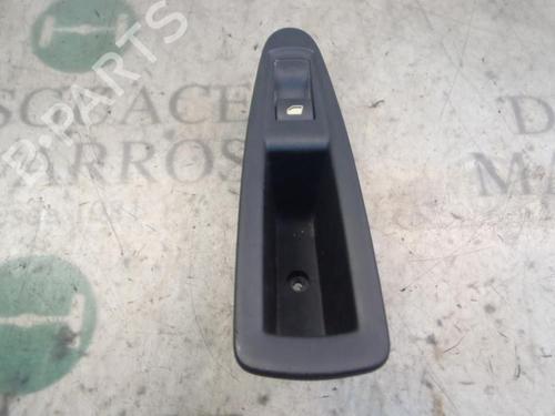 Used Right rear window switch CITROËN C4 I (LC_) [2004-2014]  3799372